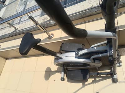 Exercise bike excellent condition