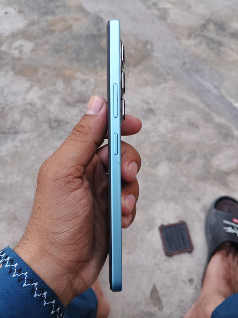INFINIX HOT 50 PRO 1