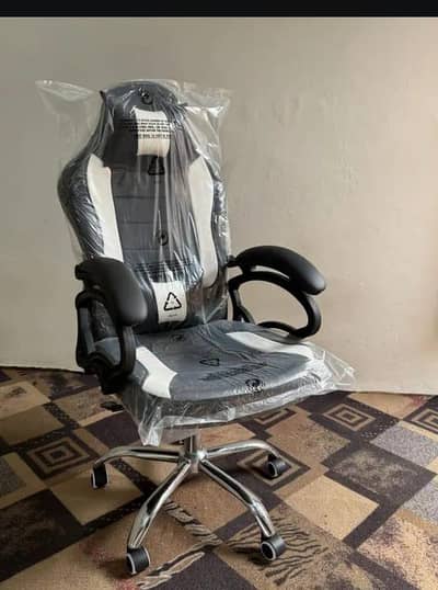Beautiful gaming Computer office excutive chair