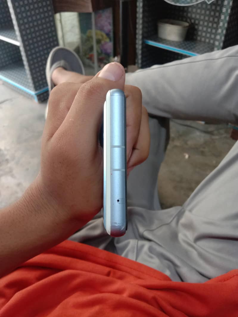 Google Pixel 7a 2
