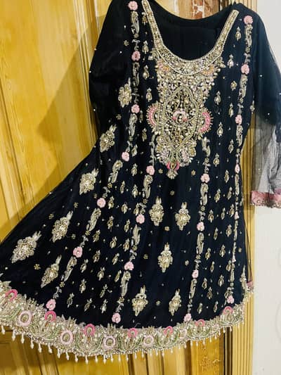 Elegant Black 3-Piece Embroidered Dress – Excellent Condition