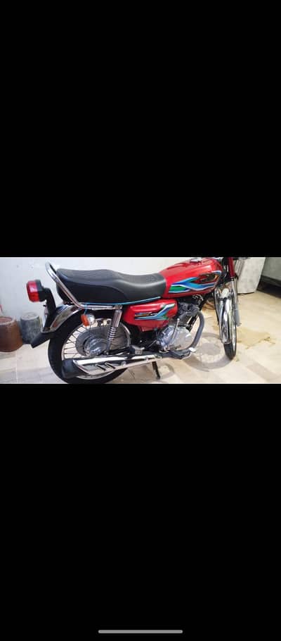 125 united