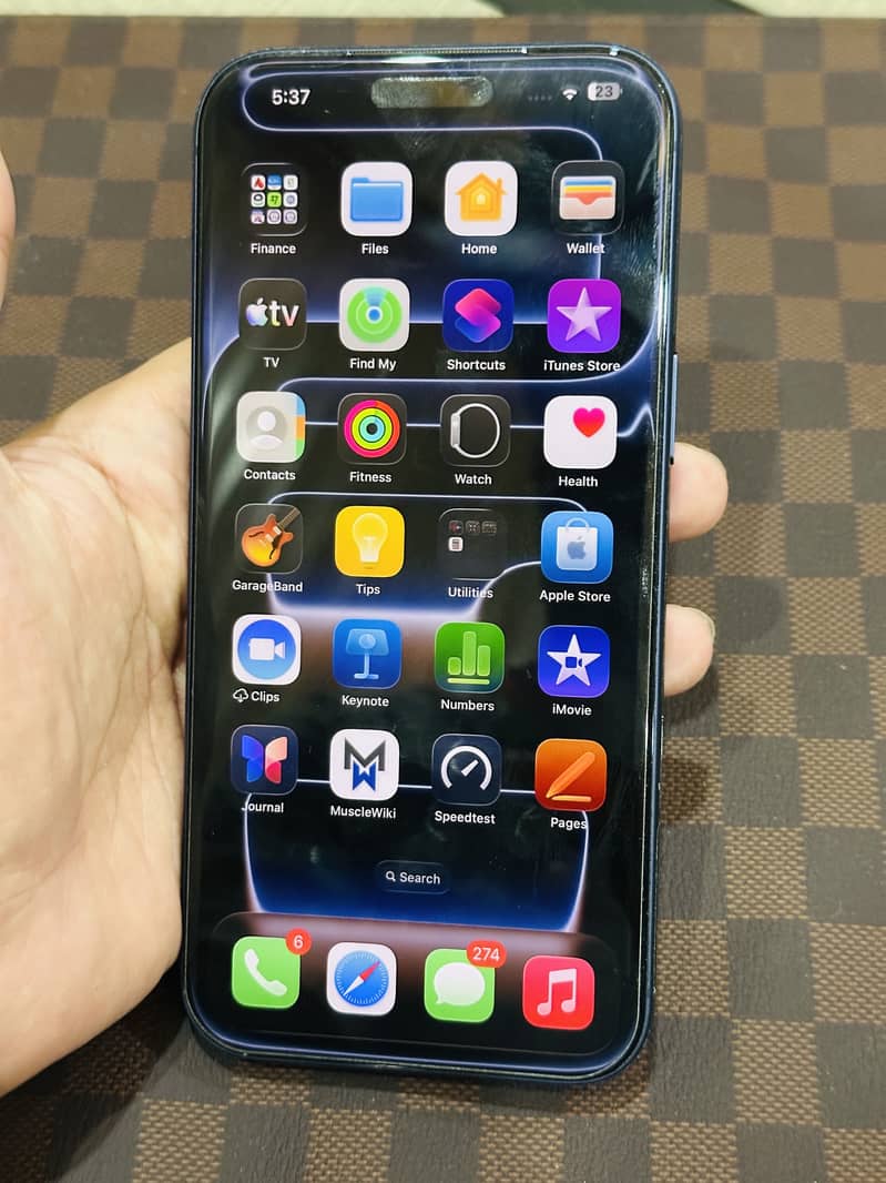 Apple iPhone 17 Pro Max 6