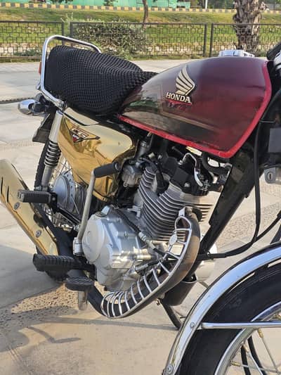 Honda 125 Gold Edition | Self-Start | 8k Mileage