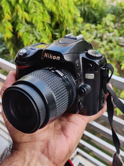Nikon d80 dslr camera with 35-80mm lens