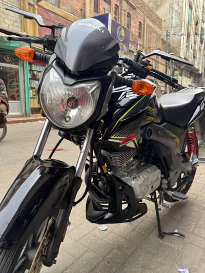 SUZUKI GSX-125
