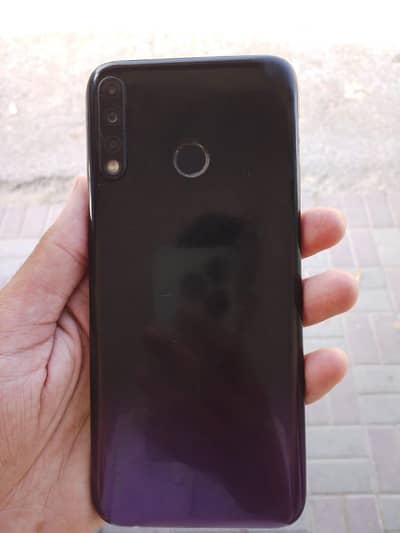 Tecno Spark 4