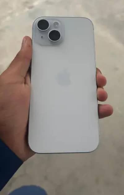 Apple iPhone 15