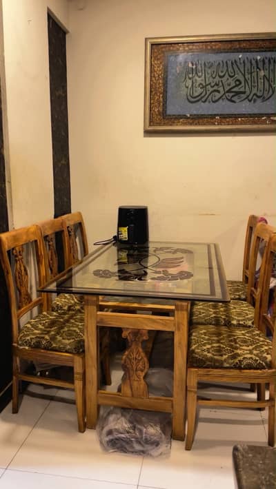 Dinning table with 6 chairs