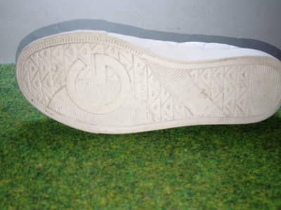 branded original shoes size 8 number euro 42