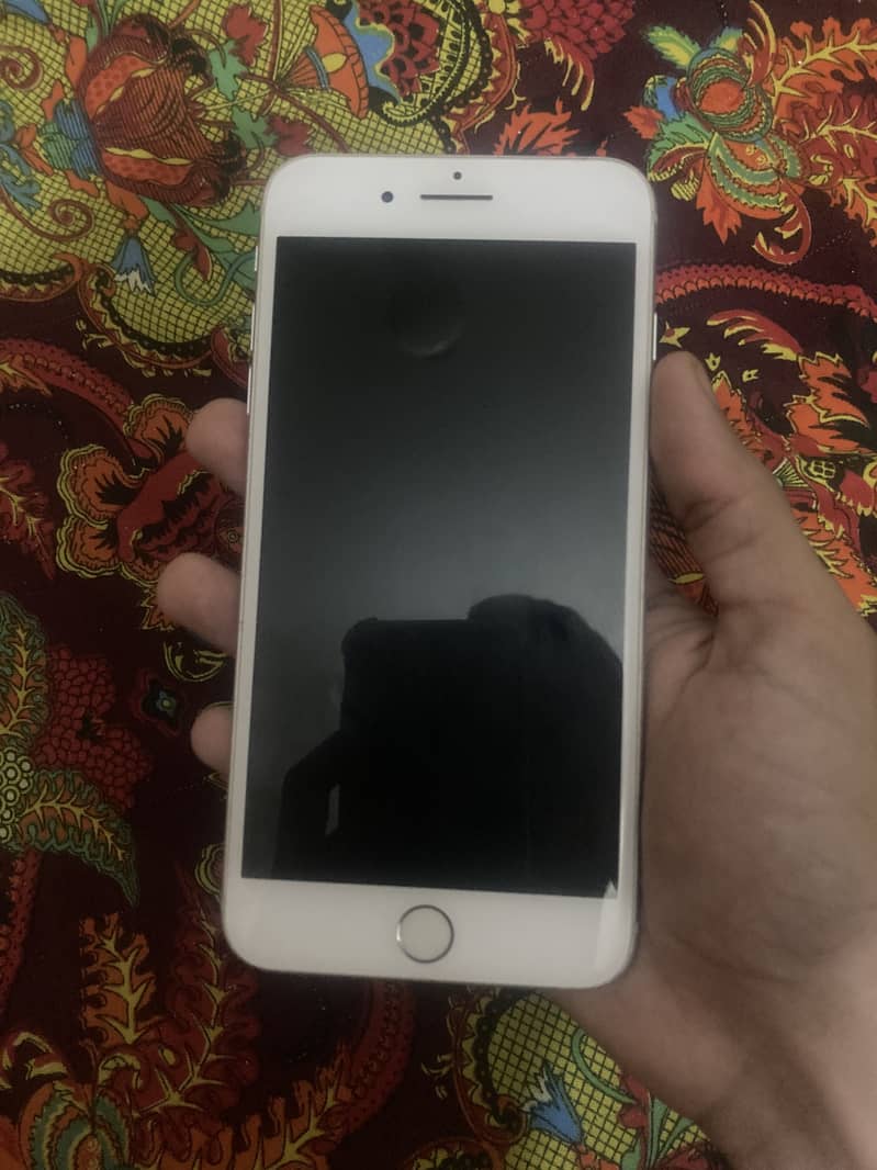 Apple iPhone 7 Plus 5