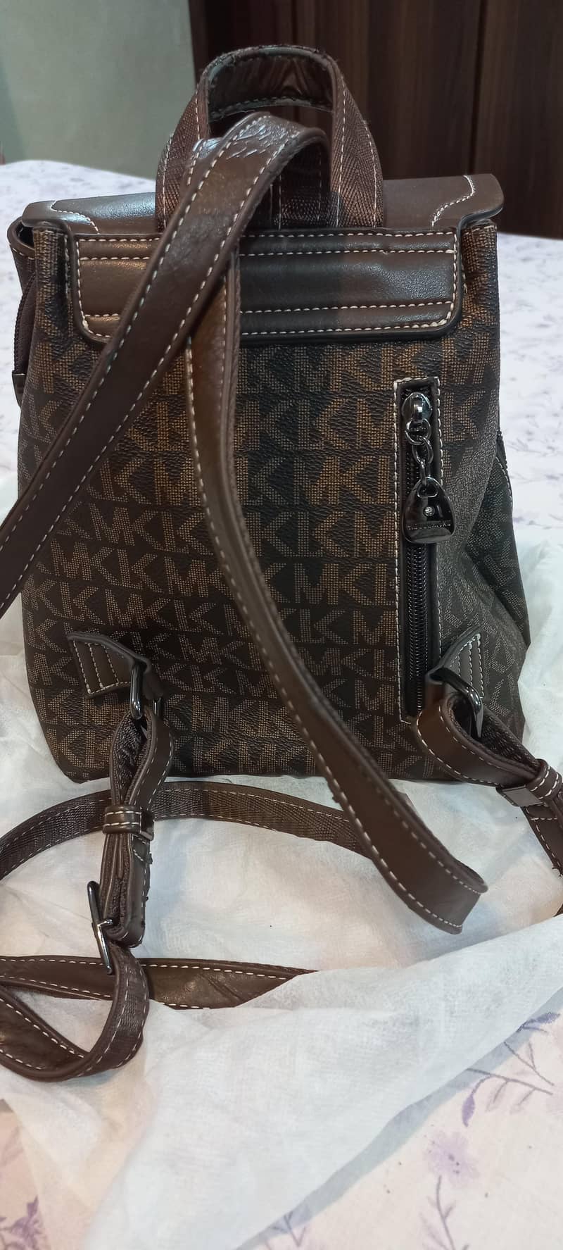 MK bagpack 2
