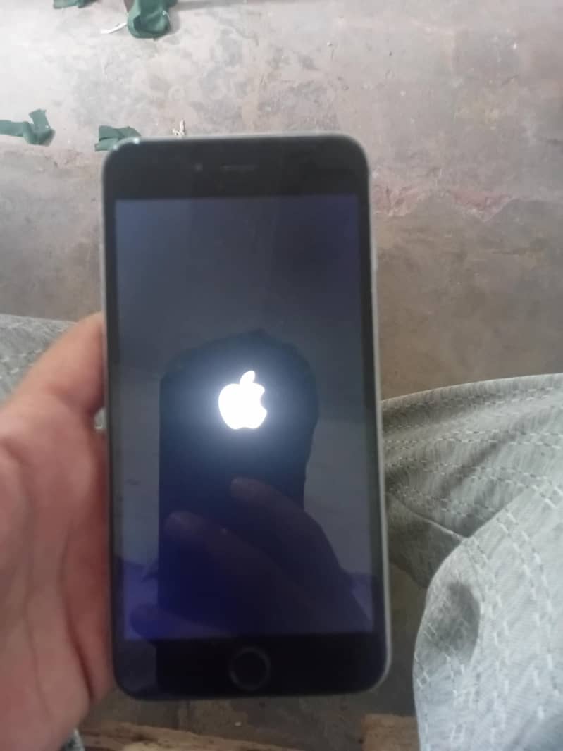 Apple iPhone 6S Plus 3