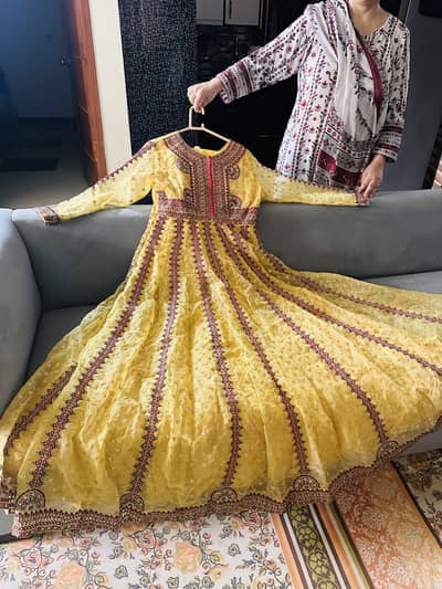 Mehendi frock by Maryam and Maria brand.