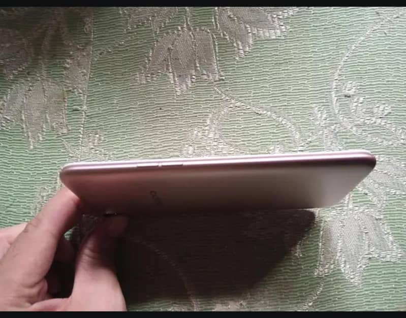 OPPO A83 5
