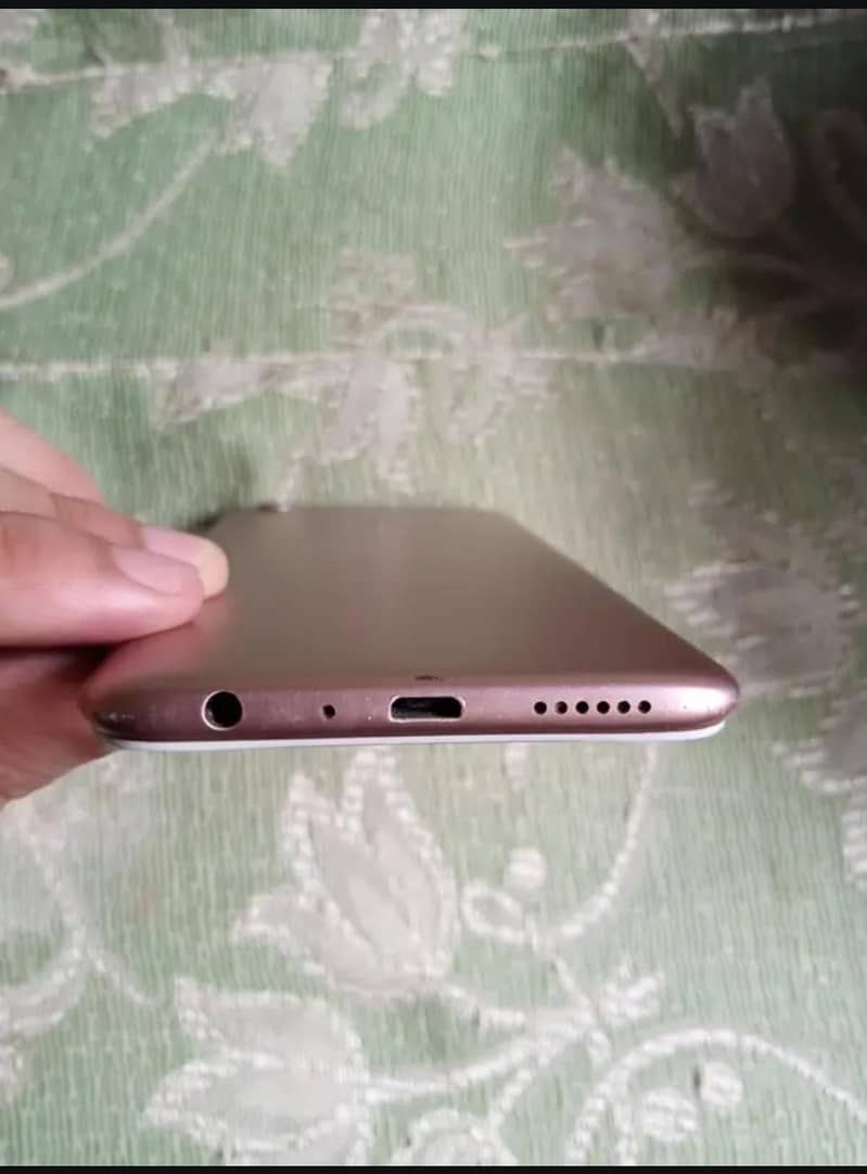 OPPO A83 7