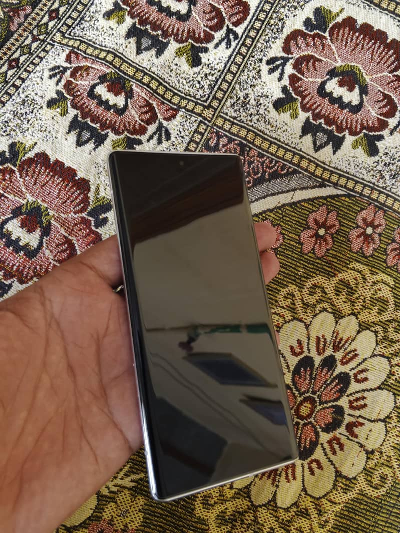 Google Pixel 6 Pro 2