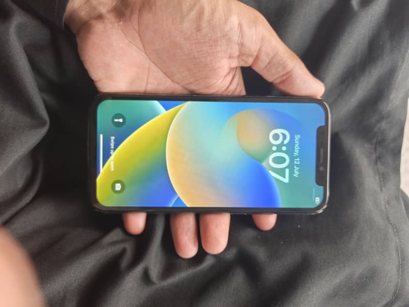 Apple iPhone X 2