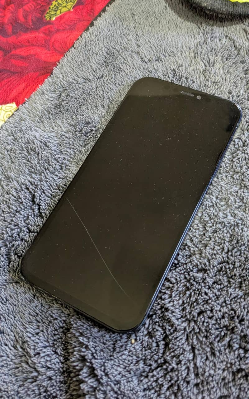 Apple iPhone 12 1