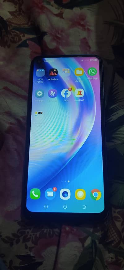 Tecno CAMON 30S