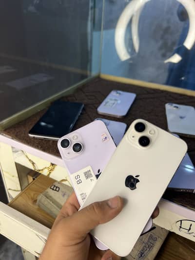iPhone 14  03168302838
