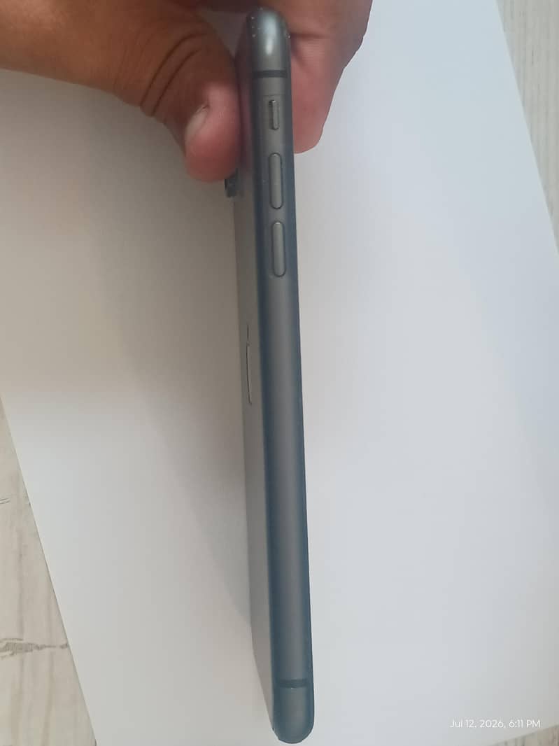 Apple iPhone 11 2