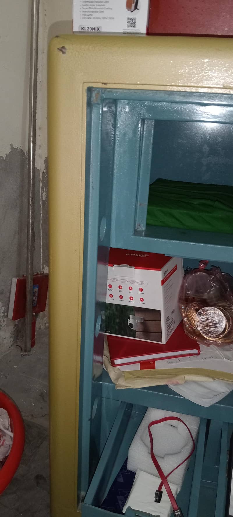 Locker new condition 5
