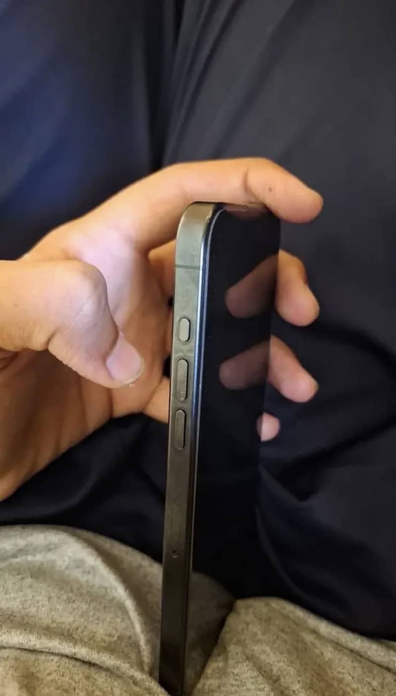 Apple iPhone 15 Pro Max jv 512gb 2