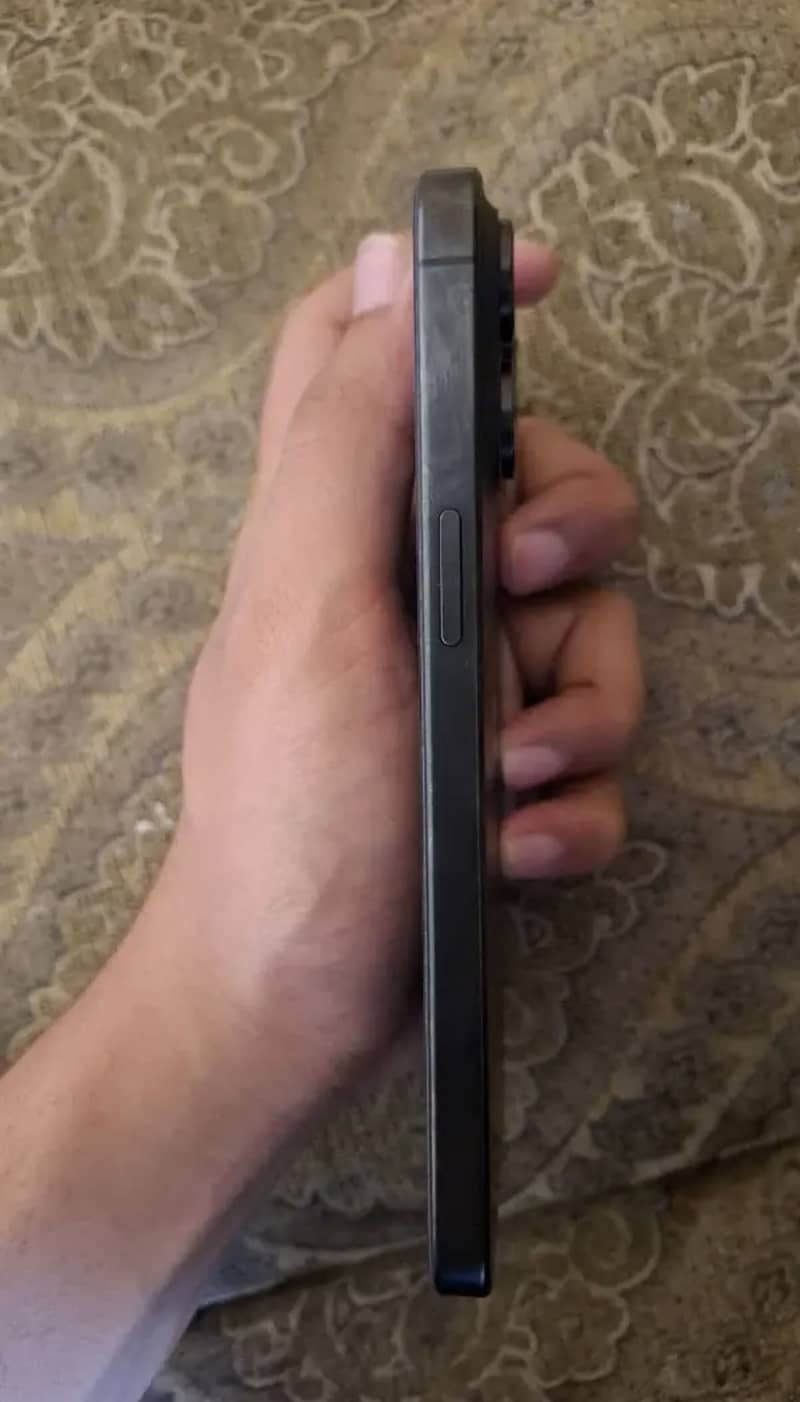 Apple iPhone 15 Pro Max jv 512gb 4