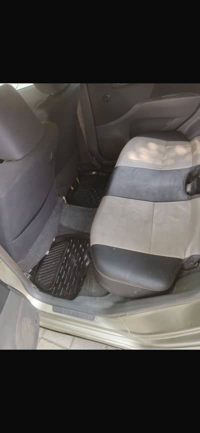 Daihatsu Mira 2008