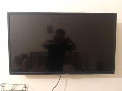 SMART LED 43 INCH