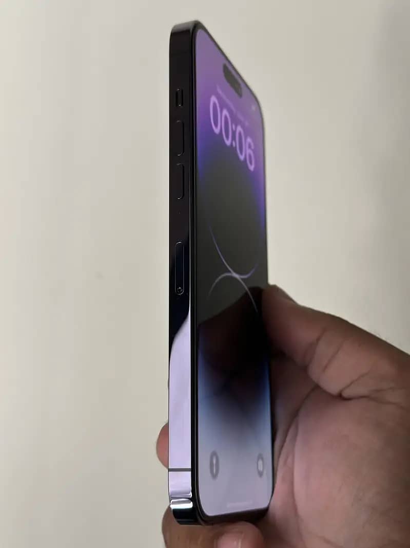 Apple iPhone 14 Pro Max 2