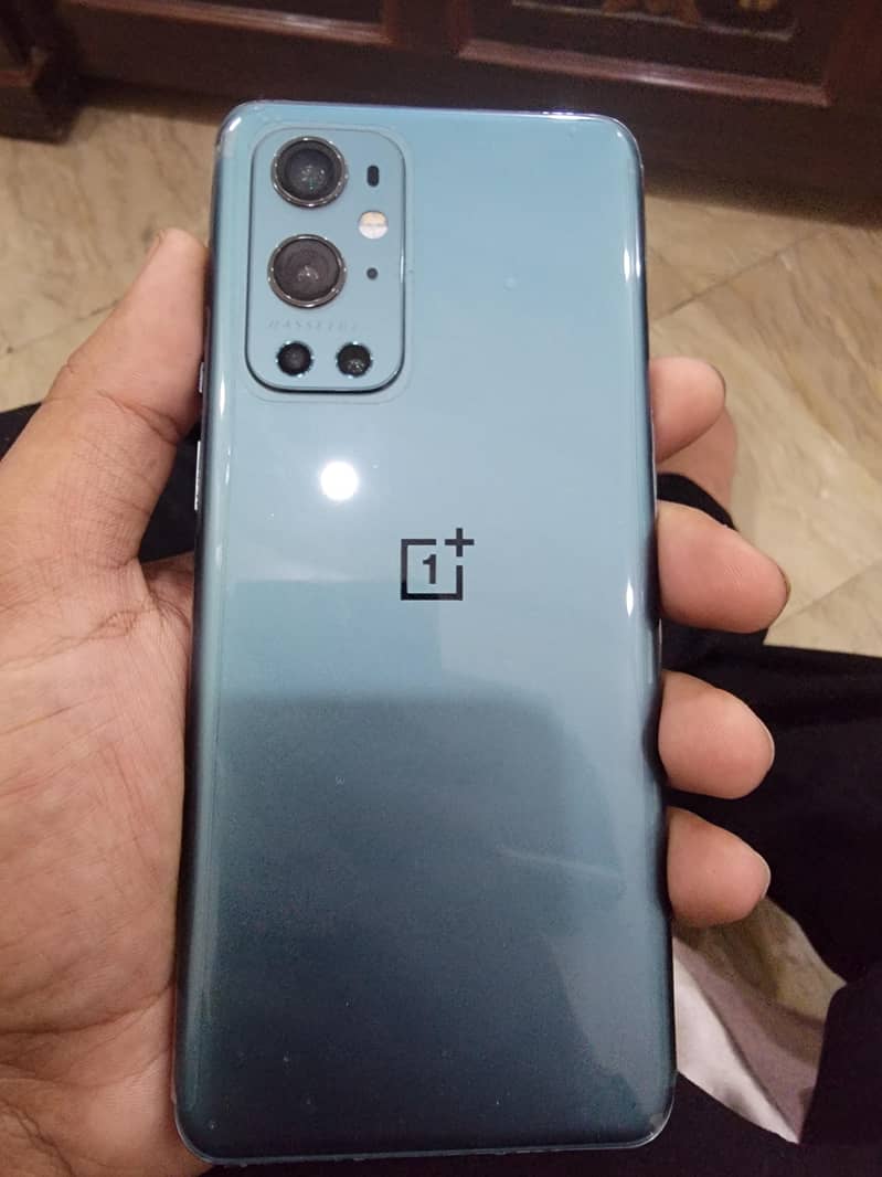 One Plus 9 Pro 6