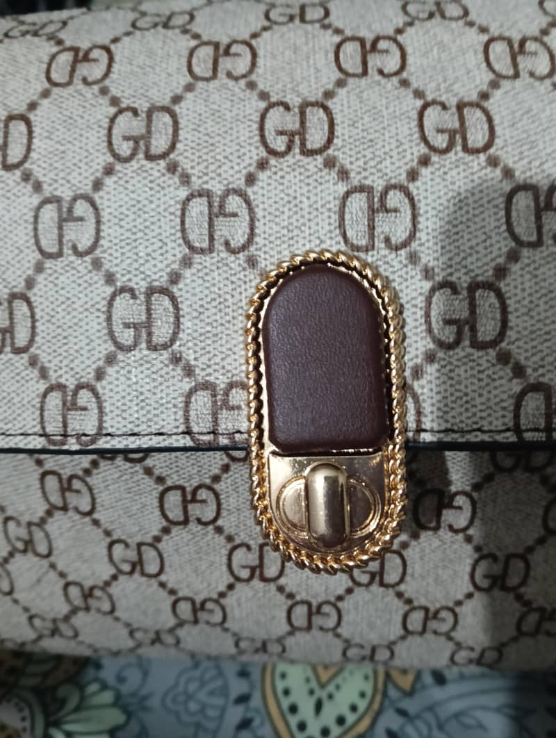 Hand bag 3