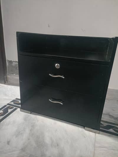 dressers& drawers