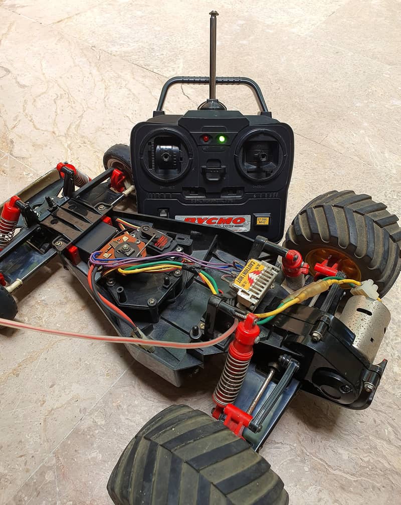 Tamiya RC Buggy 0