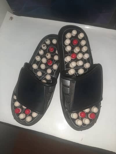 Best Slipper For Foot Massager