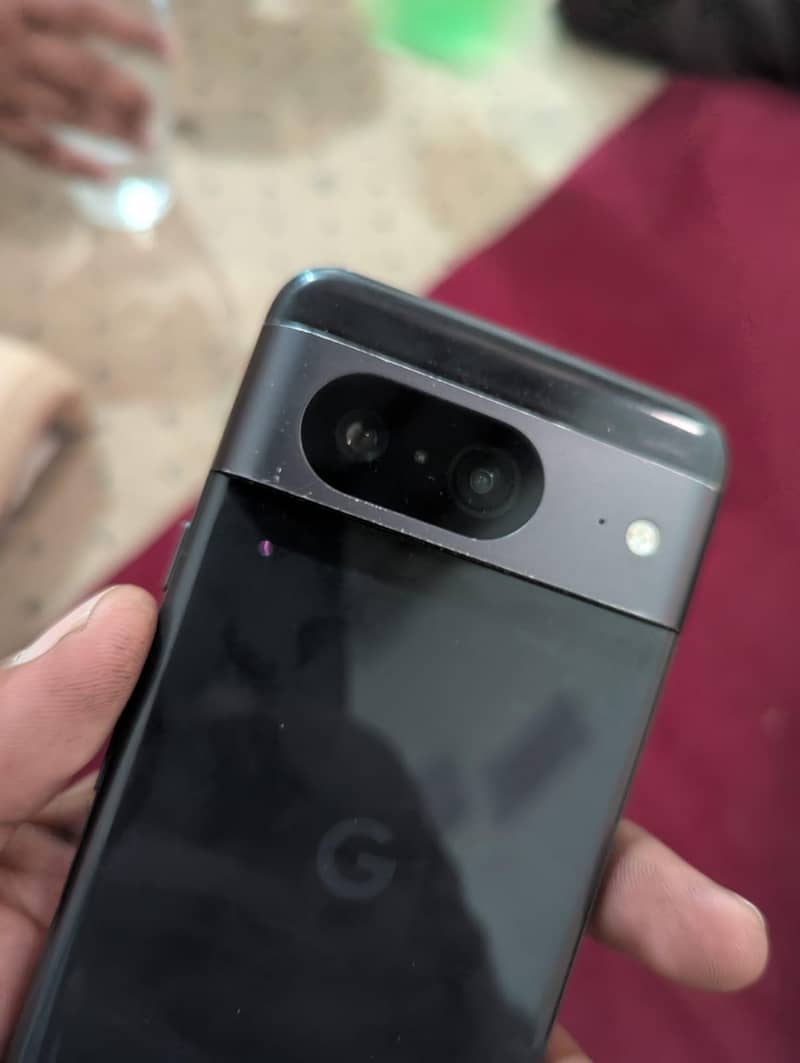 Google Pixel 8 2