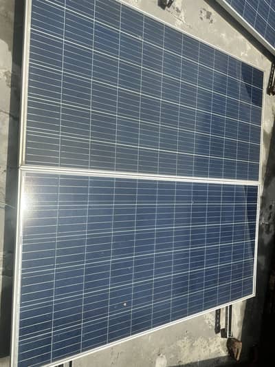 Four (4) Solar palates for sale