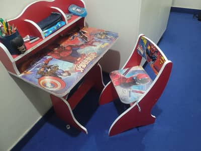 kids study table with chair