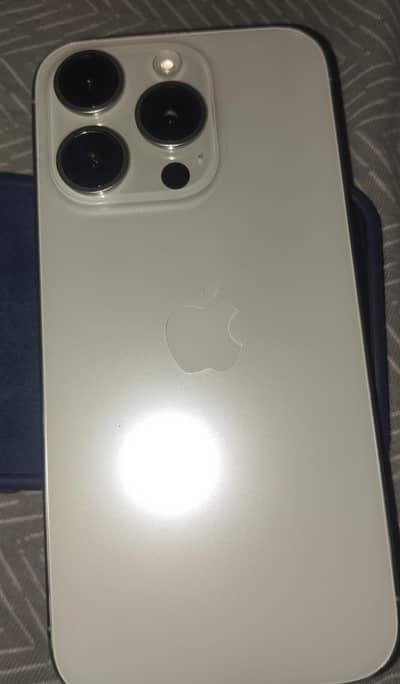 Apple iPhone 15 Pro