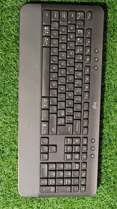 LOGITECH K650