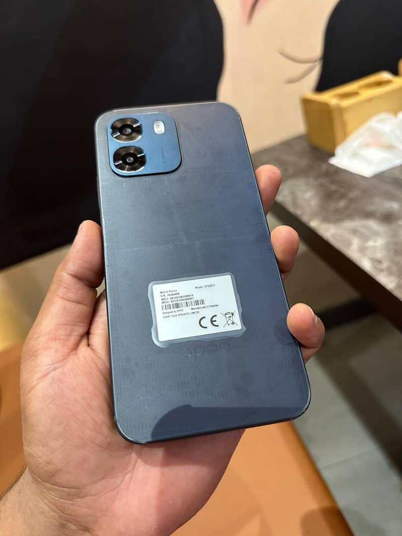 OPPO A6 0