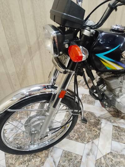 03,,22,,59,,12,,701 only whatsapp