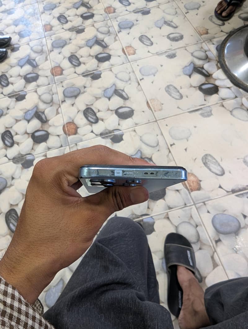 Infinix Note 30 5