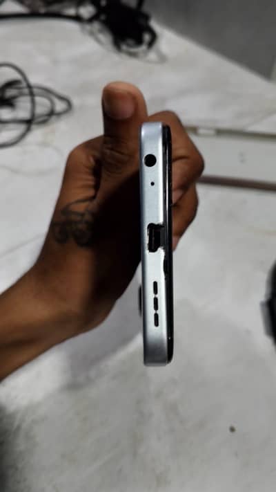 Tecno Spark Go 2