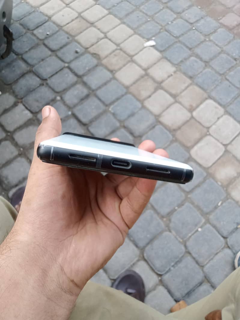 Google Pixel 6 5