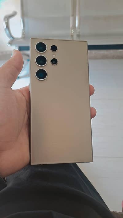 Samsung S24 Ultra 12/256 with box non PTA