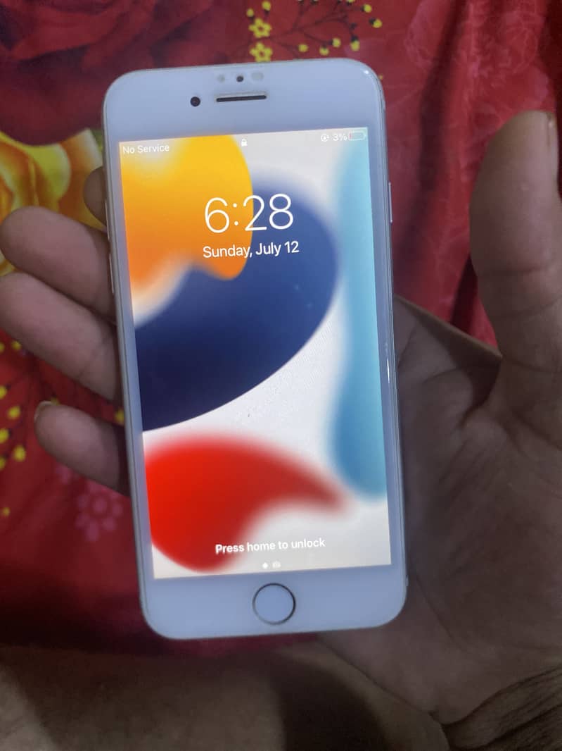 Apple iPhone 7 1