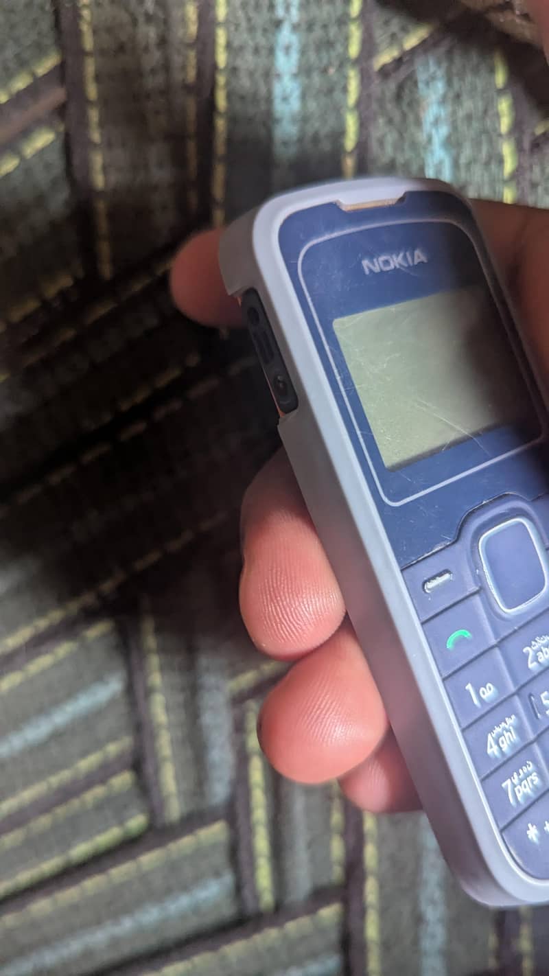Nokia 1202 0